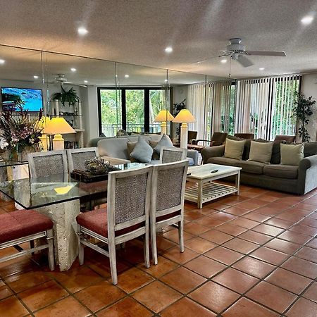 Beautifully Renovated Summer Of 2020 Come And Enjoy This Lovely Unit Key West Exterior photo