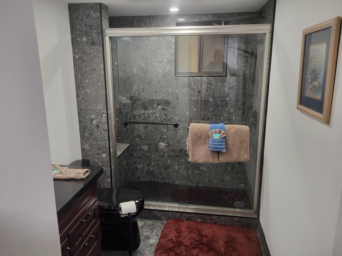 Beautifully Renovated Summer Of 2020 Come And Enjoy This Lovely Unit Key West Exterior photo